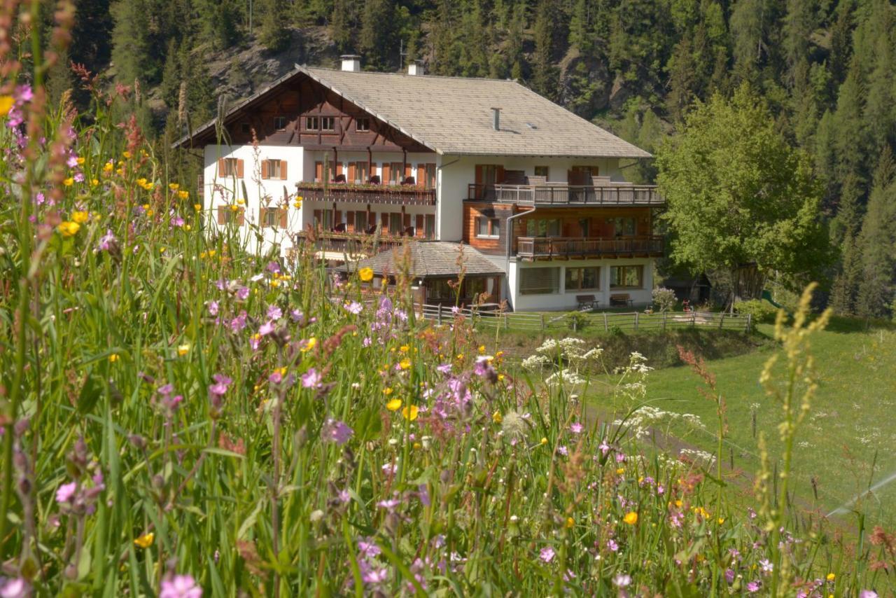 Hotel Ultnerhof Santa Gertrude Eksteriør billede