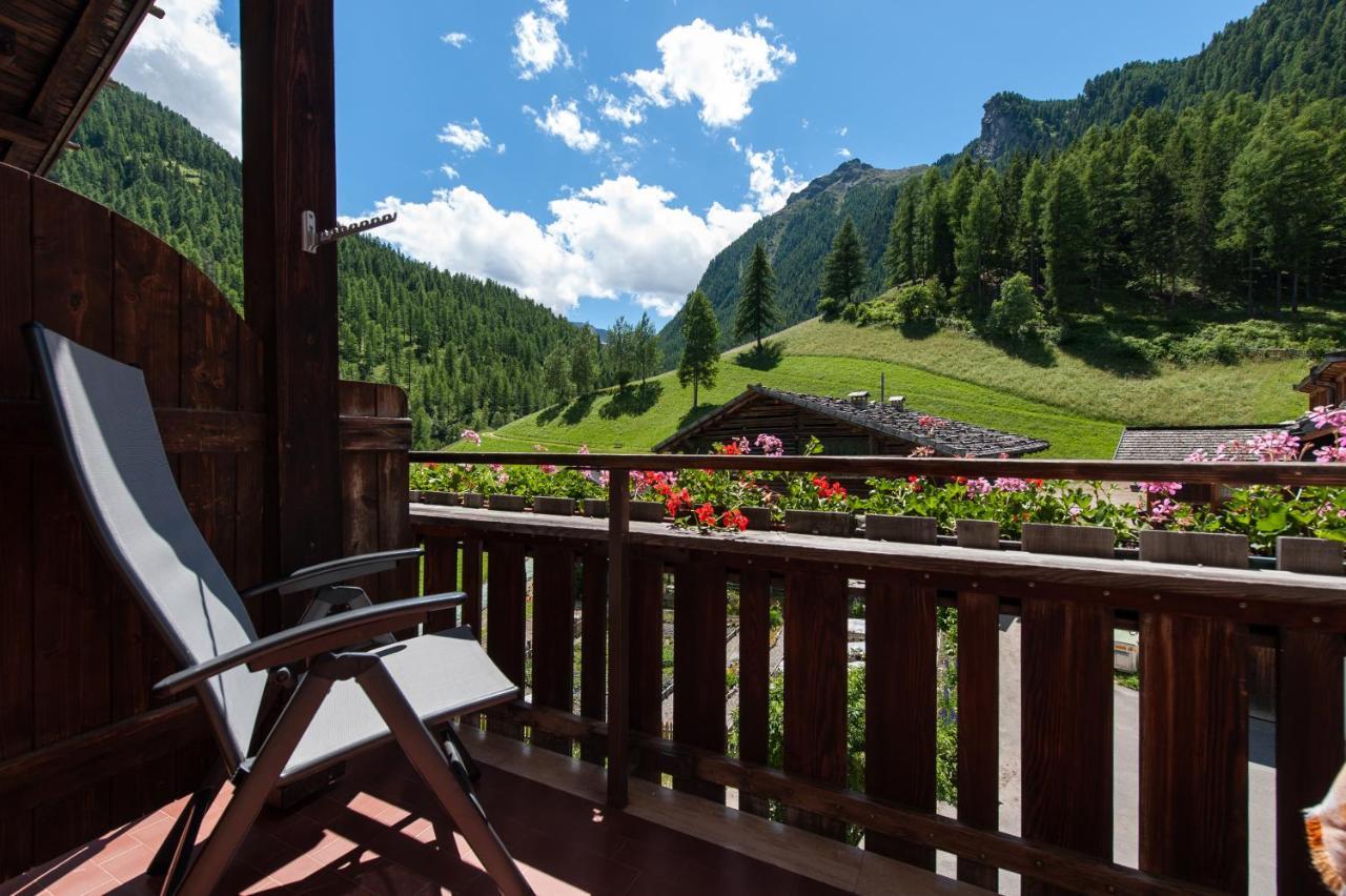 Hotel Ultnerhof Santa Gertrude Eksteriør billede