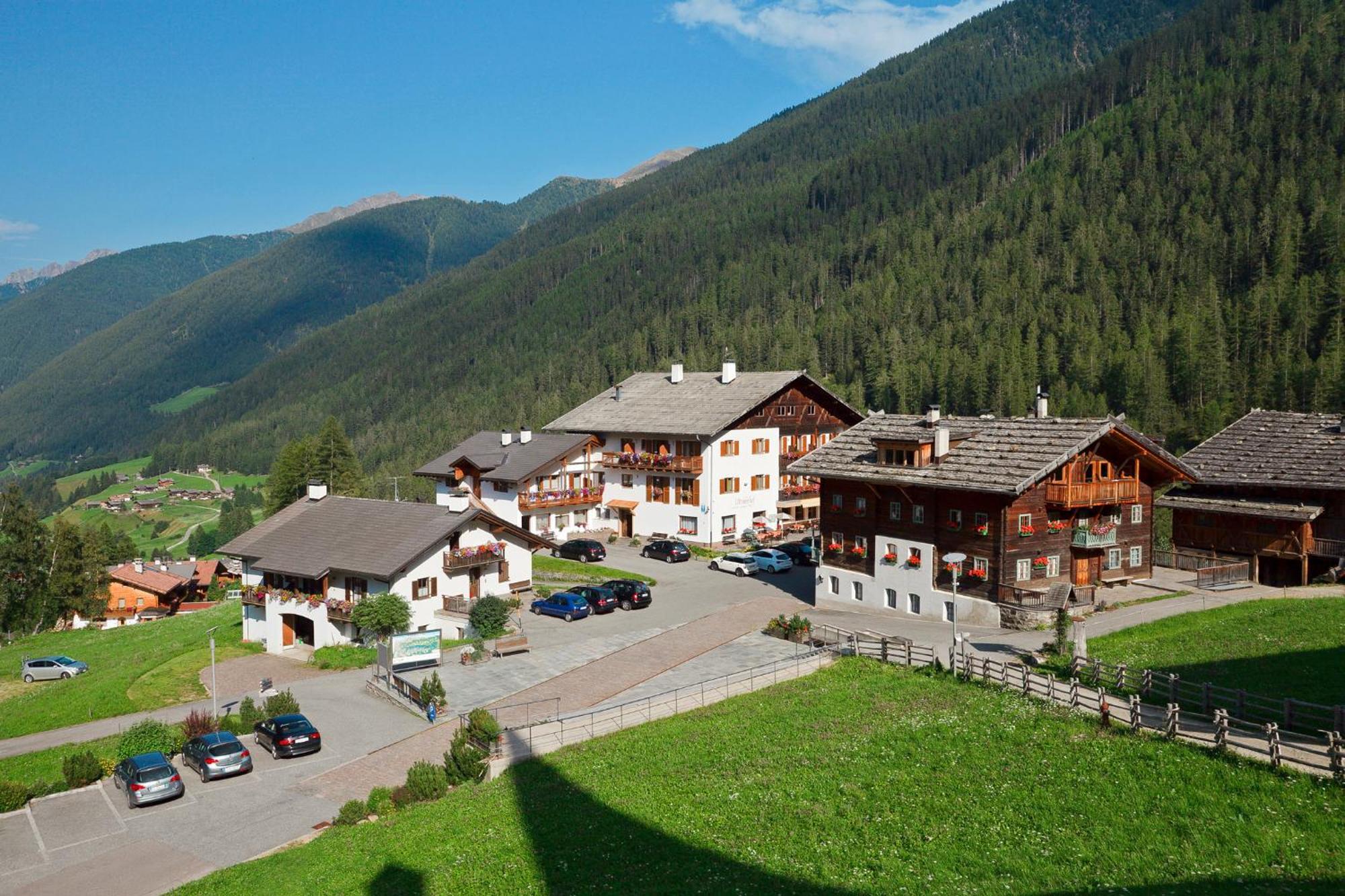 Hotel Ultnerhof Santa Gertrude Eksteriør billede