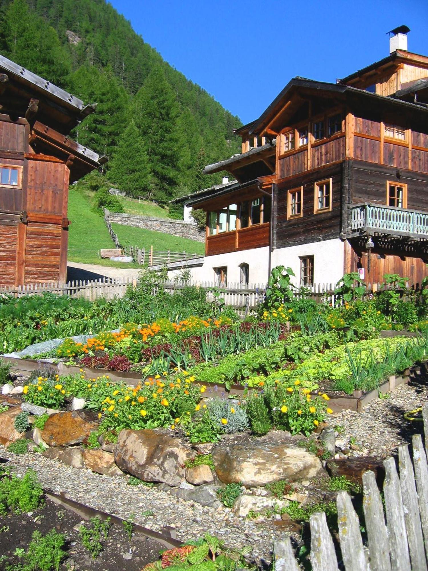 Hotel Ultnerhof Santa Gertrude Eksteriør billede