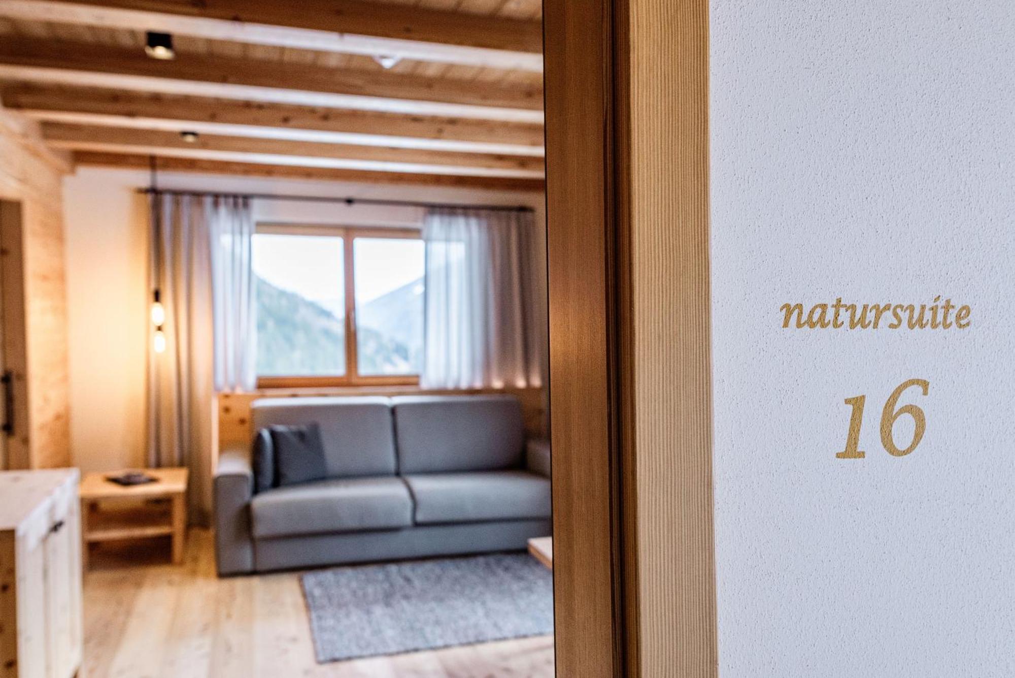 Hotel Ultnerhof Santa Gertrude Eksteriør billede