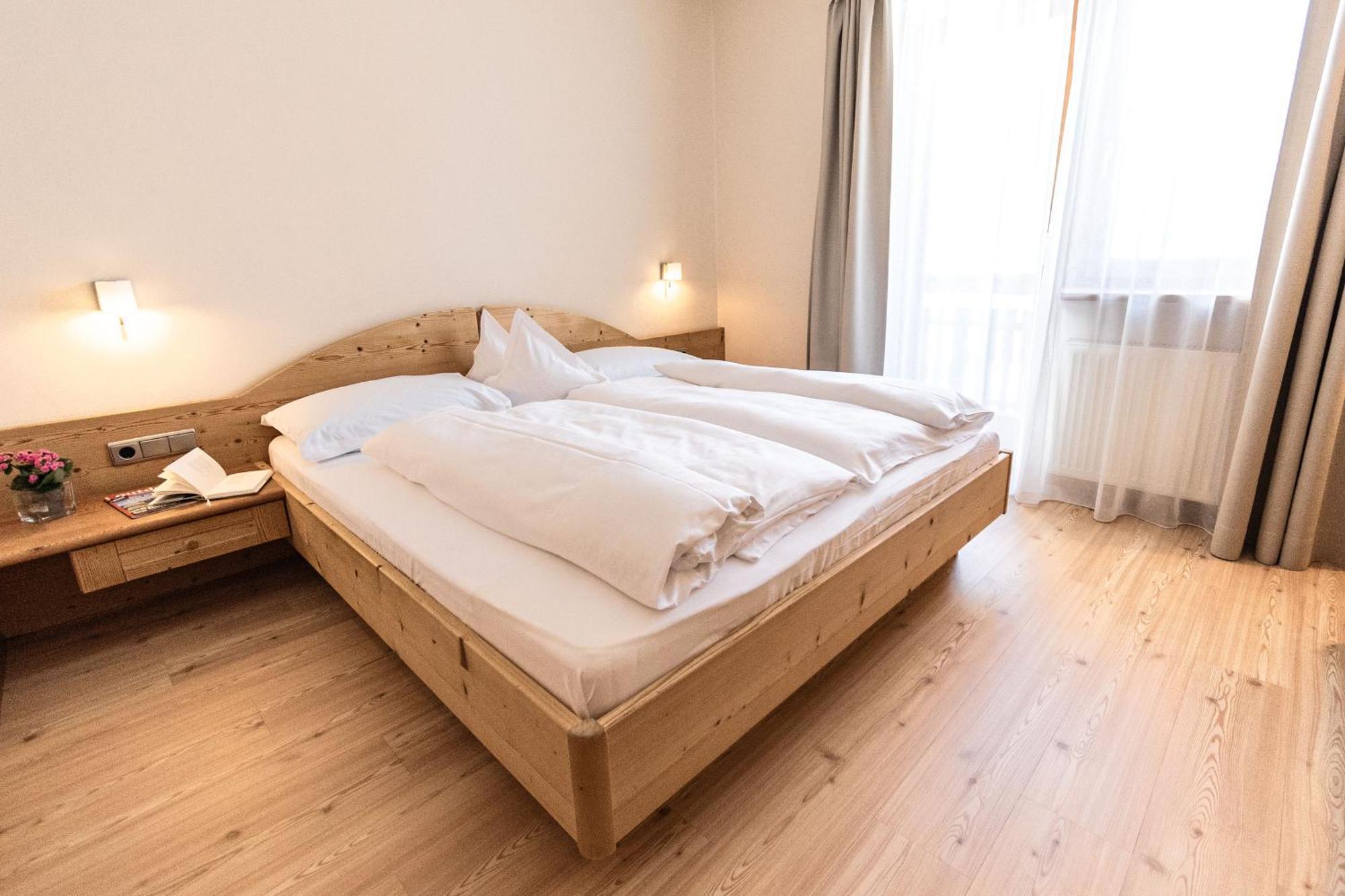 Hotel Ultnerhof Santa Gertrude Eksteriør billede