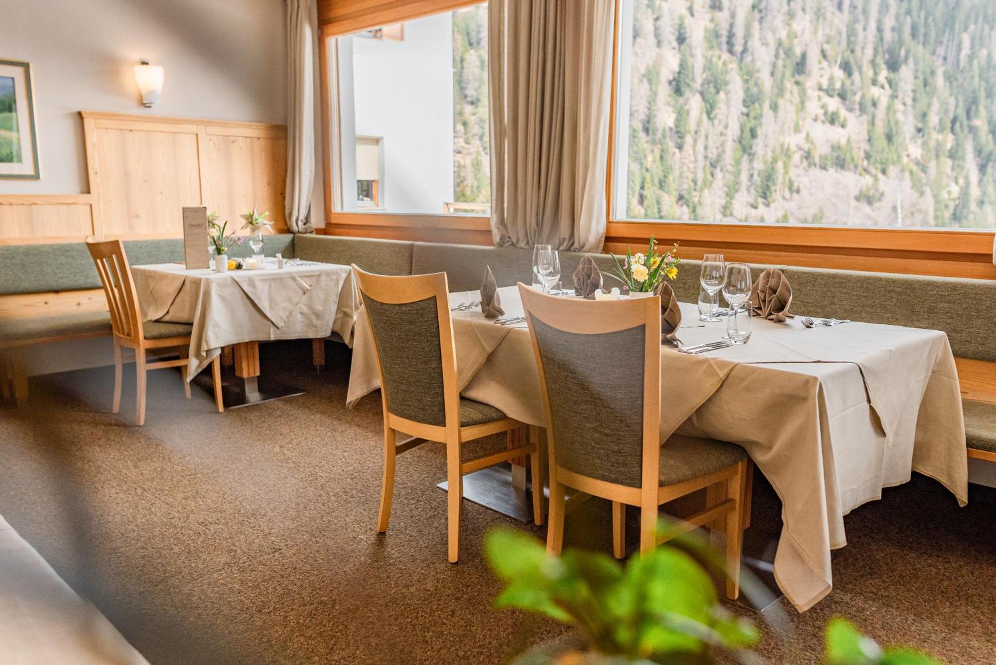 Hotel Ultnerhof Santa Gertrude Eksteriør billede