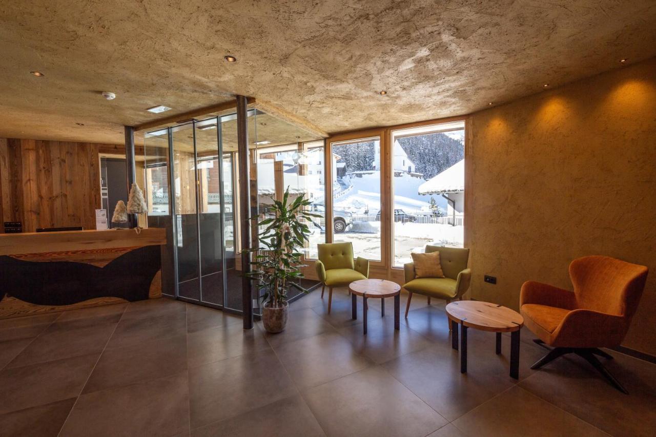 Hotel Ultnerhof Santa Gertrude Eksteriør billede