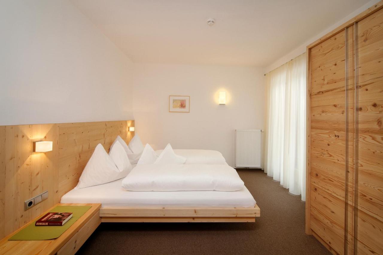 Hotel Ultnerhof Santa Gertrude Eksteriør billede